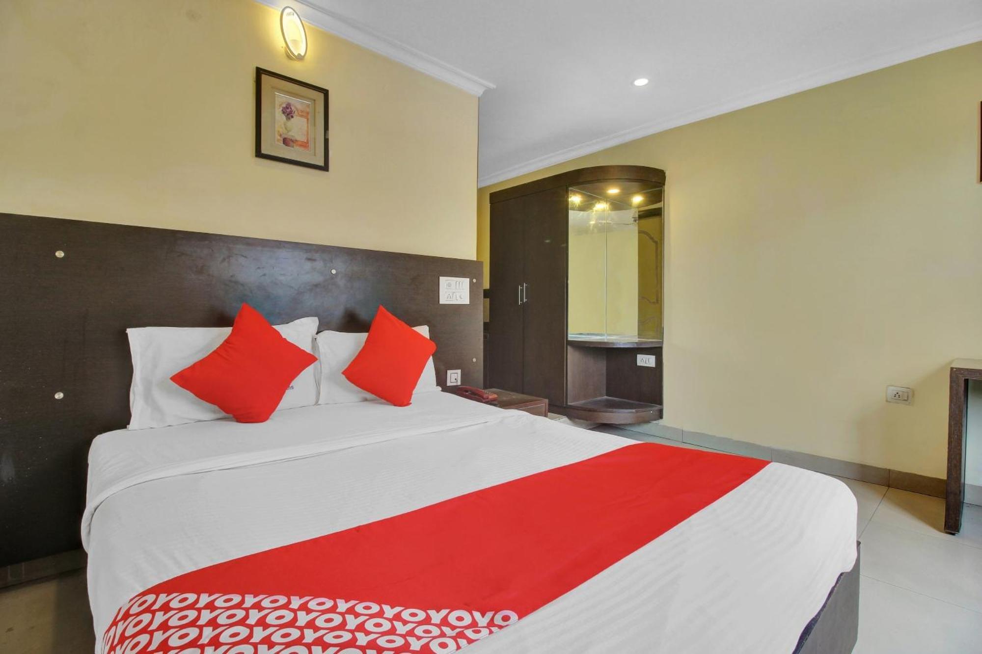 Hotel O Happy Rooms Hyderabad Exterior foto